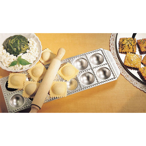 IMPERIA Ravioli giganti ravioli mould with rolling pin - 12 sections