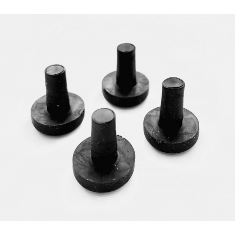 TRE SPADE set of rubber feet