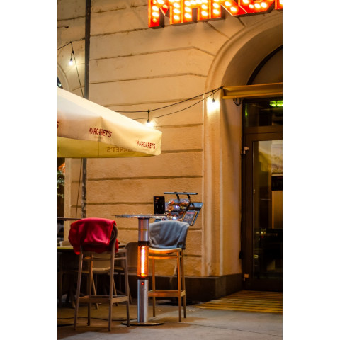 GAMMO outdoor heated table - 110cm high