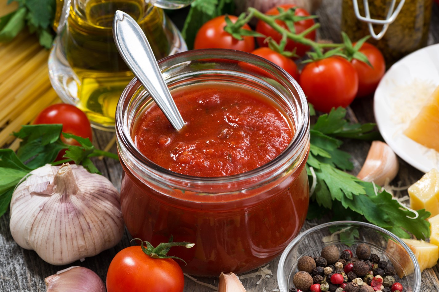 Tomato sauce and other delicacies for which you need a squeezer