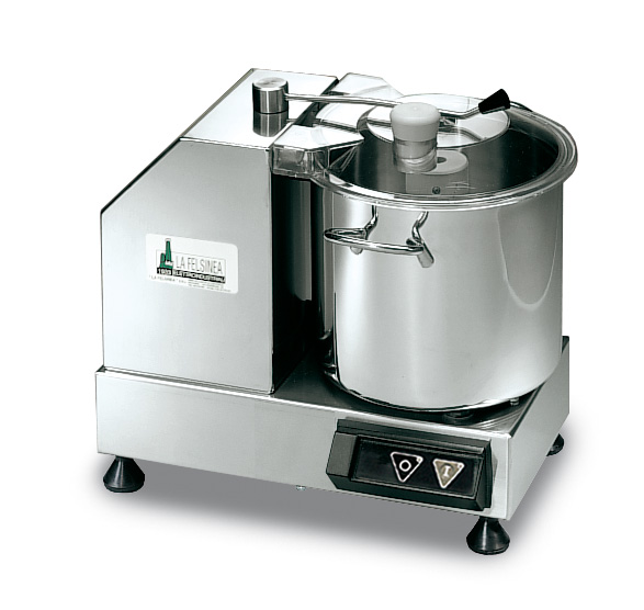 Professional table top cutter with 5.3 liter stainless steel tank