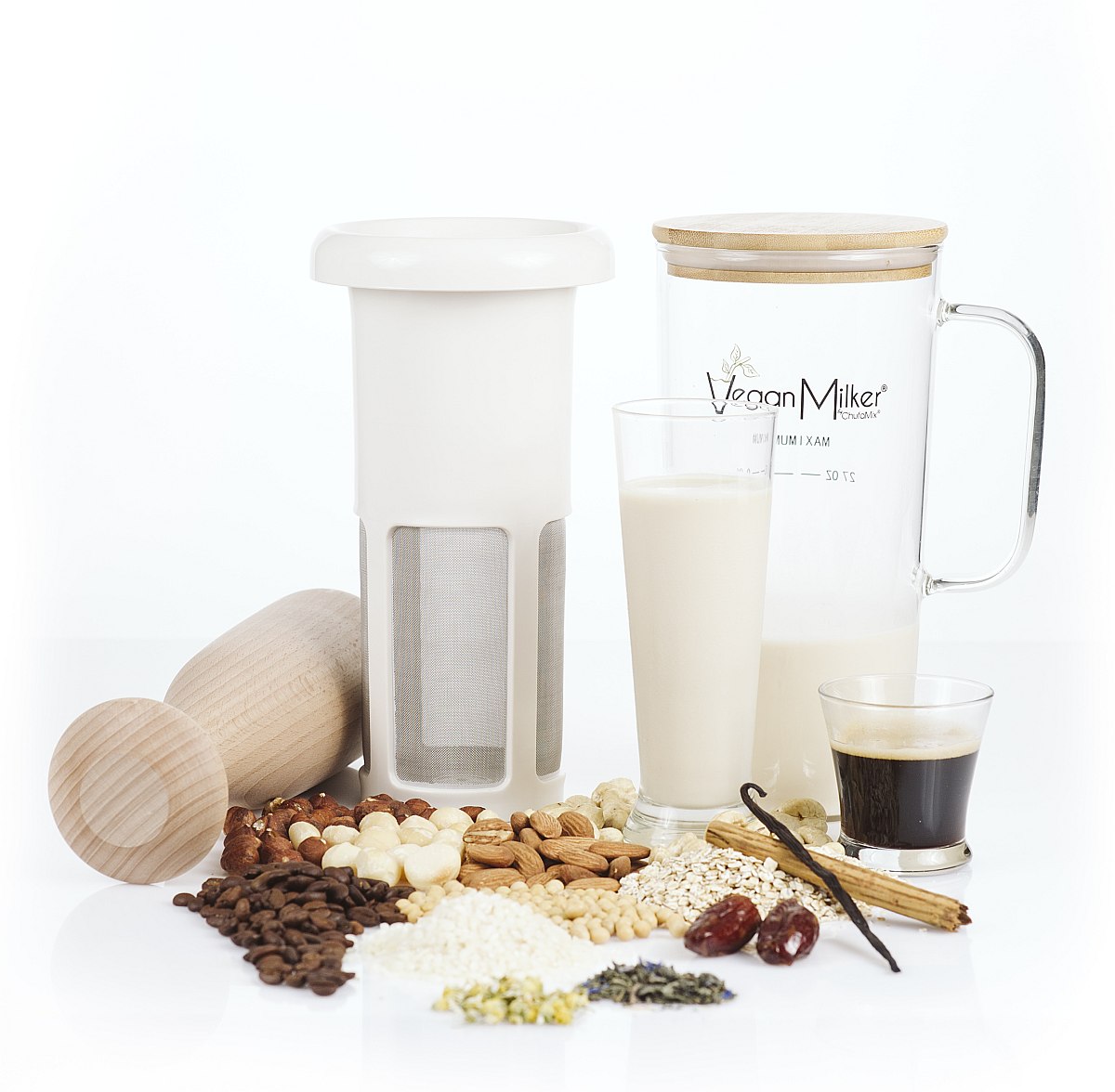 Making vegan plant-based milk is easy with the Vegan Milker Mülsi Soul